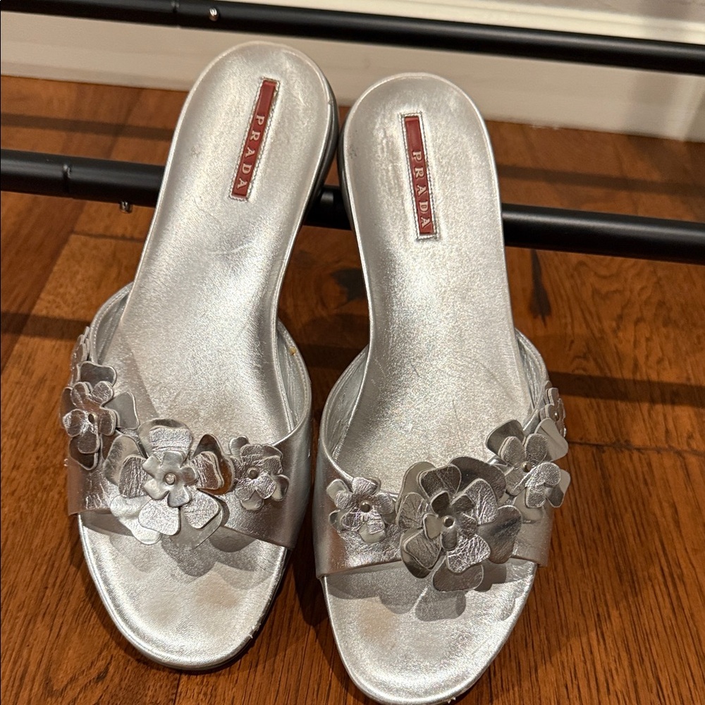 Prada Metallic Silver Floral Sandals - Picture 3 of 3